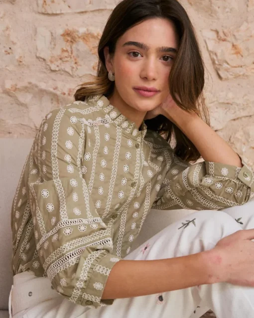 Blusa Bordados Flores Elle