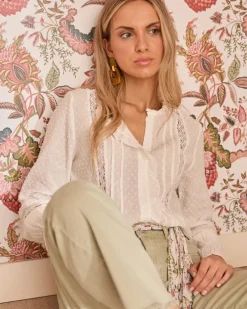 Blusa Bordados Sabrina