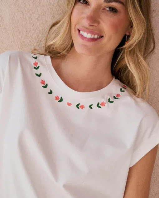 Camiseta Bordados Floren
